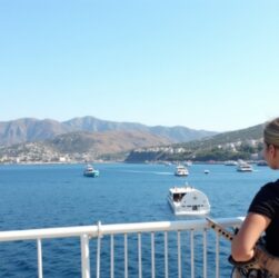 Ferry Athènes-Paros : guide complet des horaires, tarifs et durée des traversées